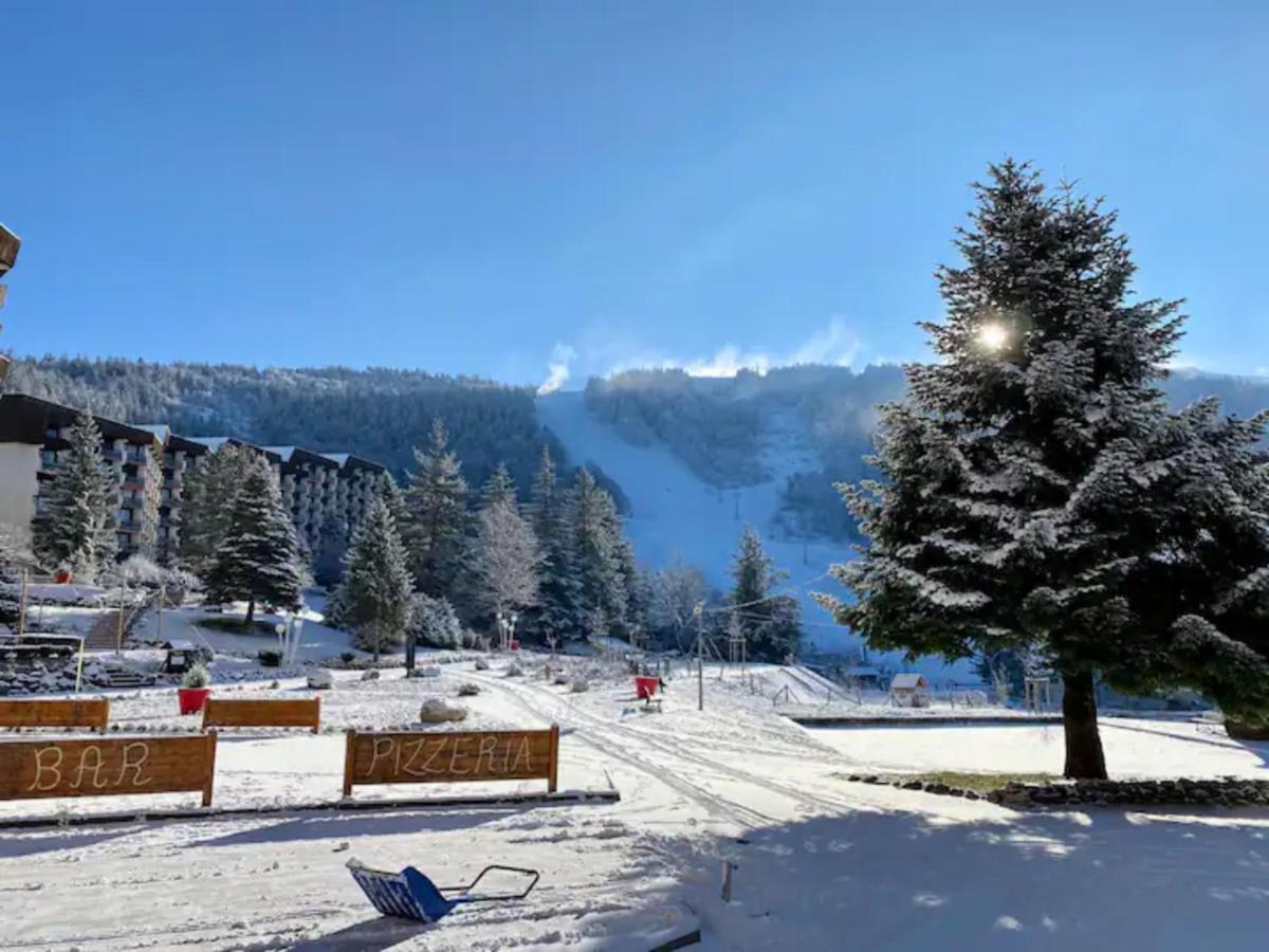 Pied Des Pistes - *